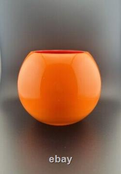 KATE SPADE Lenox Brighton Way Orange Red 6 Rose Vase Bowl Cased Glass Heavy  <br/> <br/>	Traduction en français : KATE SPADE Lenox Brighton Way Orange Rouge 6 Vase à roses bol en verre lourd encastré