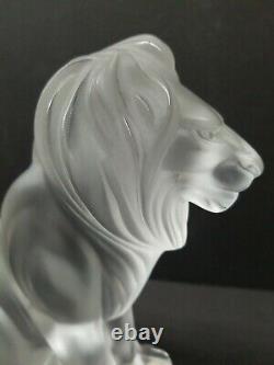 Lalique Bamara Assis Lion Givré Sculpture En Verre De Cristal Signé France