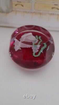 Rare Édition Limitée PERTHSHIRE Millefiori CLOCHE DE NOËL 1977 Pèse-papiers
