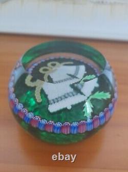 Rare L. E. PERTHSHIRE Millefiori CLOCHES DE NOËL VERTES 1994 Poids de papier