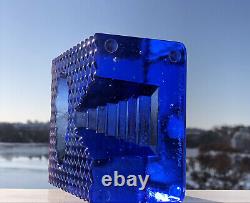 Signé Bertil Vallien Kosta Boda Sculpture Stairs Special Edition Blue Glass H6