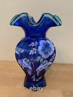 Vase De Célébration Bleu Du 75e Anniversaire De Fenton Cobalt Signé Par Bill Fenton