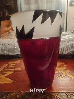 Vase en verre artistique en édition limitée signé